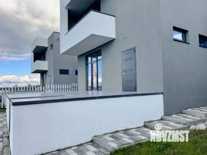 Коттедж 200м², 2-этажный, участок 7 сот.  