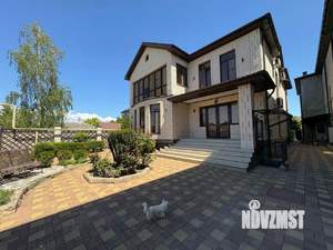 Дом 250м², 2-этажный, участок 5 сот.  