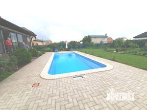 Дом 197м&sup2;, 2-этажный, участок 13 сот.  