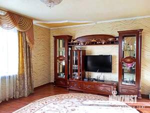 Дом 195м², 2-этажный, участок 10 сот.  