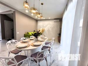 Дом 140м&sup2;, 2-этажный, участок 5 сот.  