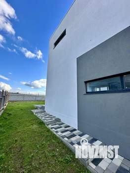 Коттедж 200м², 2-этажный, участок 7 сот.  