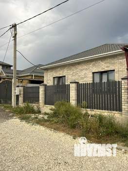 Дом 100м&sup2;, 2-этажный, участок 5 сот.  