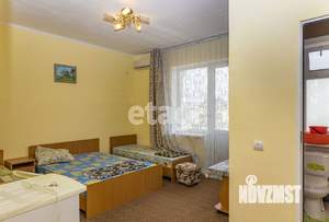 Дом 400м&sup2;, 3-этажный, участок 8 сот.  