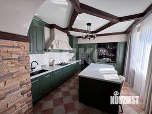 Дом 420м&sup2;, 4-этажный, участок 10 сот.  