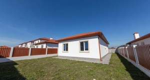 Дом 110м&sup2;, 1-этажный, участок 5 сот.  