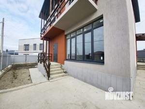 Дом 160м&sup2;, 2-этажный, участок 4 сот.  