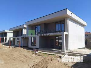 Дом 210м², 2-этажный, участок 5 сот.  