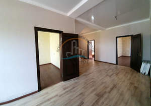 Дом 300м², 2-этажный, участок 6 сот.  