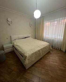 Дом 214м², 4-этажный, участок 4 сот.  