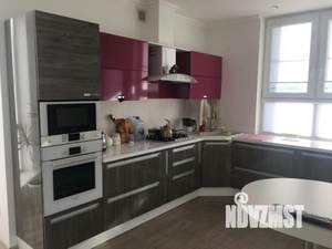 Дом 402м², 2-этажный, участок 6 сот.  