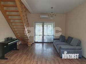 Дом 122м&sup2;, 2-этажный, участок 8 сот.  