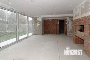 Дом 600м&sup2;, 2-этажный, участок 11 сот.  