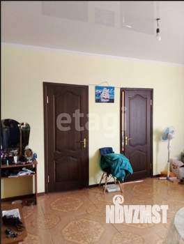 Дом 111м&sup2;, 2-этажный, участок 3 сот.  