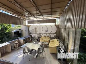 Дом 310м&sup2;, 2-этажный, участок 6 сот.  