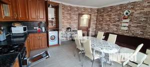 Дом 290м&sup2;, 2-этажный, участок 8 сот.  