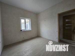 Дом 47м&sup2;, 2-этажный, участок 4 сот.  