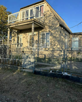 Дом 50м&sup2;, 2-этажный, участок 5 сот.  