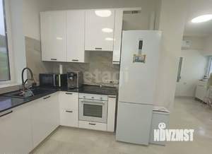 Дом 194м&sup2;, 2-этажный, участок 17 сот.  