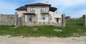 Дом 306м&sup2;, 2-этажный, участок 10 сот.  