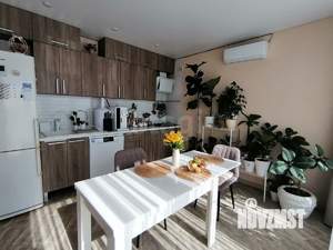 Дом 83м&sup2;, 2-этажный, участок 5 сот.  