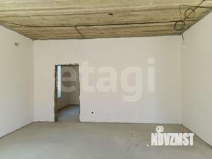 Дом 226м&sup2;, 2-этажный, участок 4 сот.  