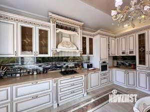 Дом 225м&sup2;, 2-этажный, участок 4 сот.  