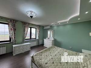 Дом 378м&sup2;, 2-этажный, участок 8 сот.  