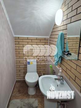 Дом 250м², 2-этажный, участок 6 сот.  