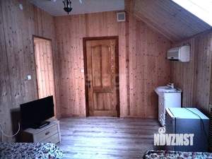 Дом 215м&sup2;, 2-этажный, участок 814 сот.  