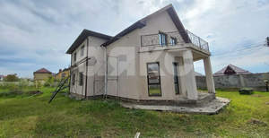 Дом 306м&sup2;, 2-этажный, участок 10 сот.  