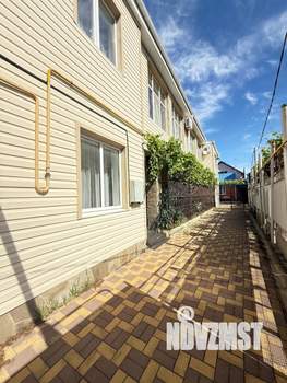 Дом 185м&sup2;, 2-этажный, участок 3 сот.  