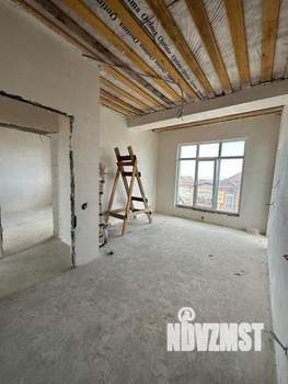 Дом 181м², 2-этажный, участок 5 сот.  