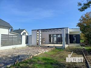 Дом 108м², 2-этажный, участок 8 сот.  