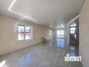 Дом 295м², 3-этажный, участок 5 сот.  