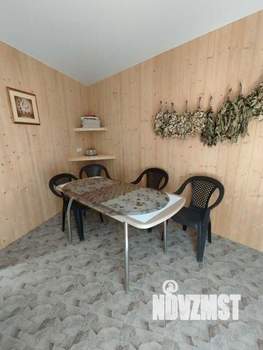 Дом 100м&sup2;, 2-этажный, участок 6 сот.  