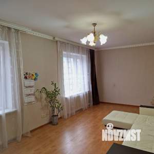 Дом 190м², 2-этажный, участок 9 сот.  