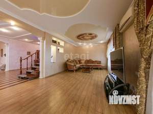 Дом 434м&sup2;, 2-этажный, участок 11 сот.  