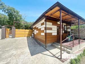 Дача 315м&sup2;, 3-этажный, участок 8 сот.  