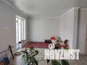 Дом 123м&sup2;, 2-этажный, участок 3 сот.  