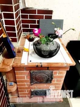 Дом 30м&sup2;, 2-этажный, участок 7 сот.  