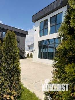 Дом 360м², 2-этажный, участок 6 сот.  