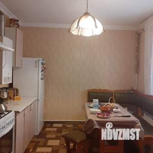 Дом 120м&sup2;, 2-этажный, участок 10 сот.  