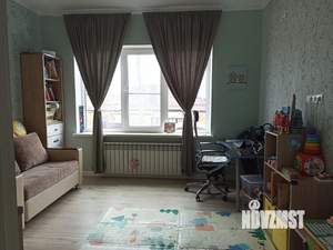 Дом 151м&sup2;, 2-этажный, участок 4 сот.  