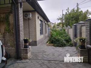 Дом 260м², 2-этажный, участок 9 сот.  