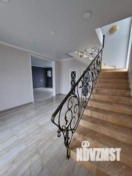 Дом 136м&sup2;, 2-этажный, участок 4 сот.  