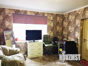 Дом 220м², 2-этажный, участок 6 сот.  