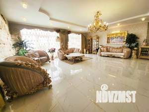 Коттедж 400м&sup2;, 5-этажный, участок 14 сот.  