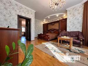 Дом 225м&sup2;, 2-этажный, участок 4 сот.  