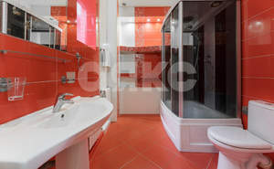 Дом 401м&sup2;, 3-этажный, участок 4 сот.  